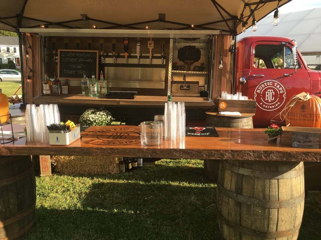 maine mobile bar and beer truck